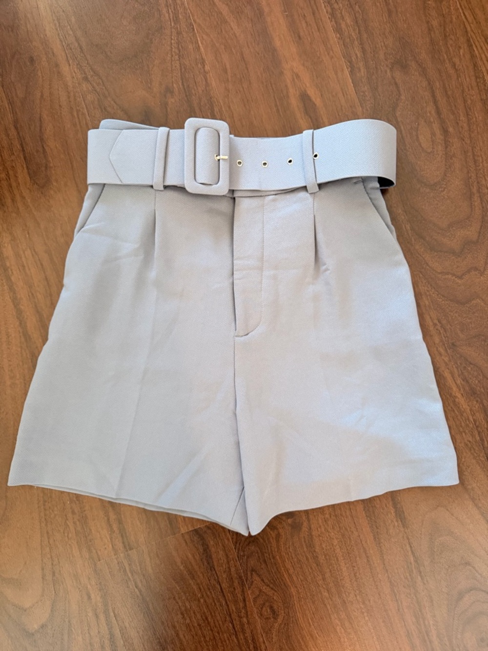 Zara High-Waist Belted Shorts - Light Gray